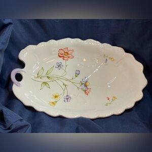 Vintage Tominaga Sweet Mary leaf-shaped serving dish
